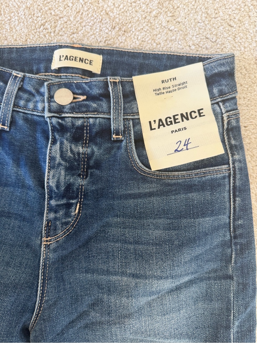L'AGENCE Ruth Straight-Leg Jeans NWT - Picture 7 of 7
